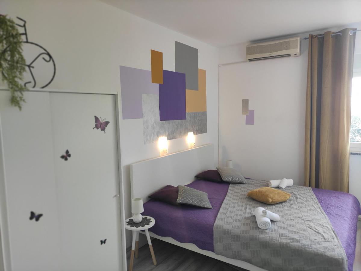 Apartman Iris S Terasom Риека Экстерьер фото