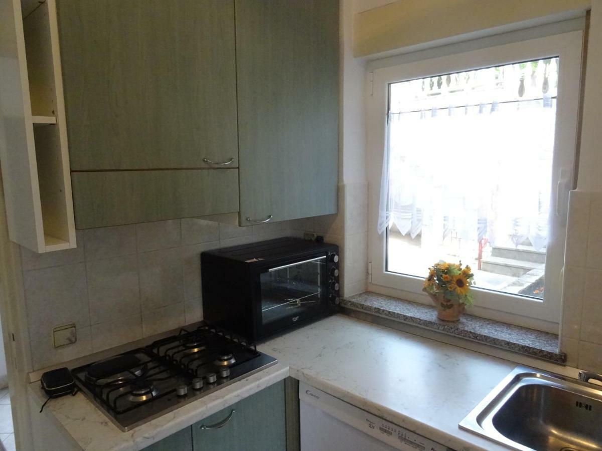 Apartman Iris S Terasom Риека Экстерьер фото