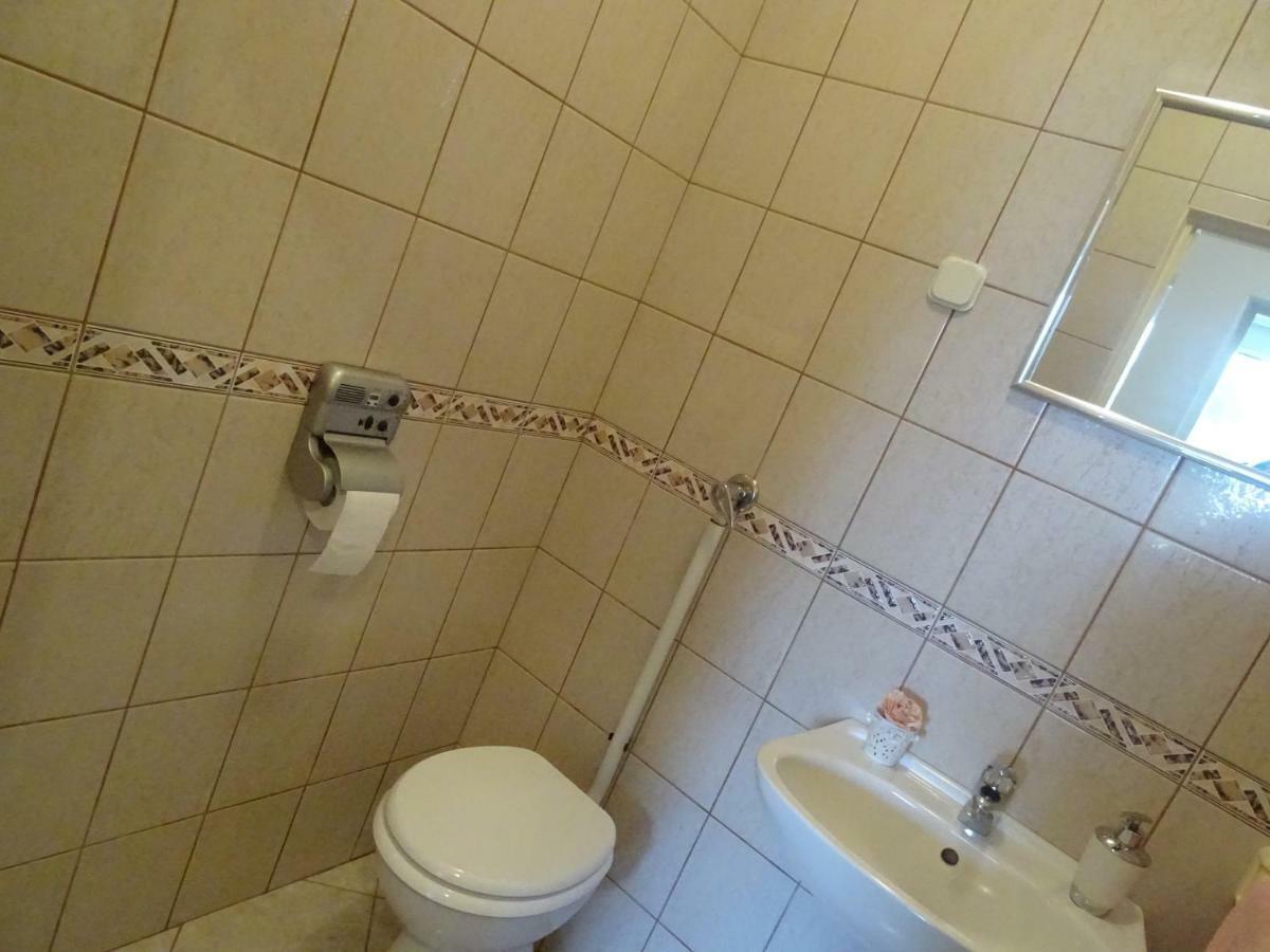 Apartman Iris S Terasom Риека Экстерьер фото